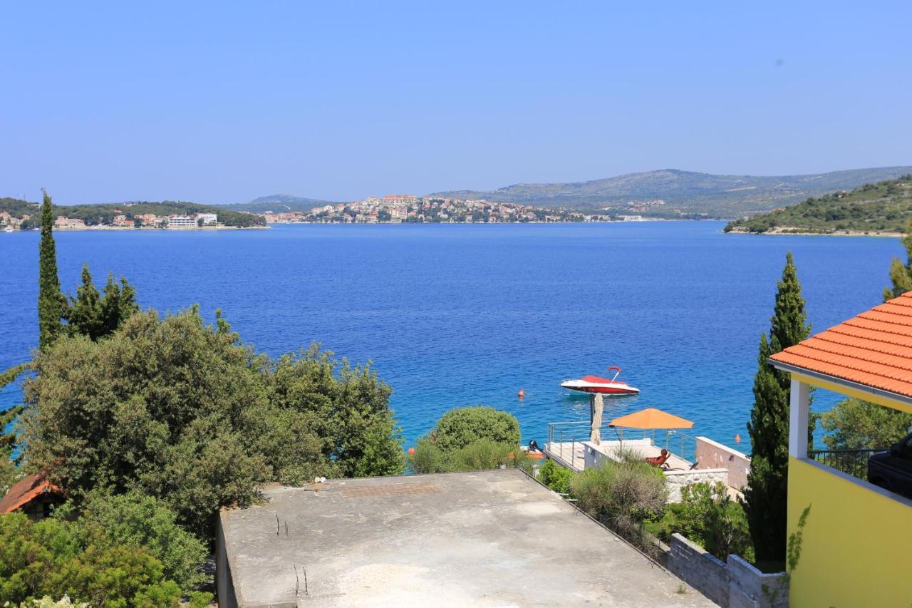 Family Friendly Seaside Apartments Razanj, Rogoznica - 10373 Екстер'єр фото