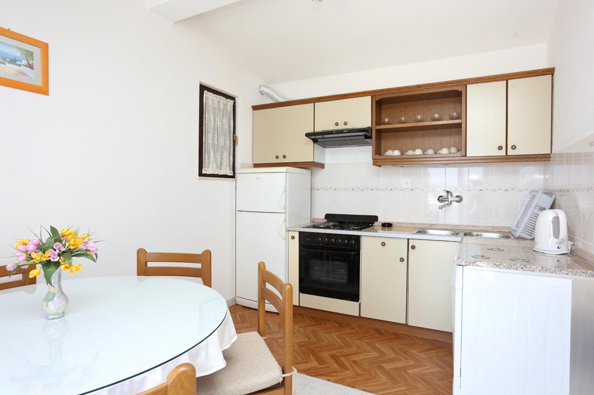 Family Friendly Seaside Apartments Razanj, Rogoznica - 10373 Номер фото